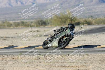 media/Dec-07-2025-CVMA (Sun) [[3e7d2de5dc]]/Race 16-Formula Middleweight/